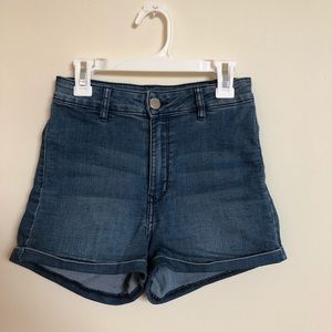 H&M High waisted Shorts